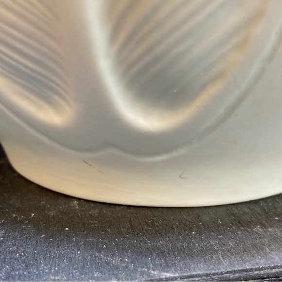 Hutschenreuther Matt White Bisque 5.5"  Vase by Achtziger OP ART 70´s Leaves - Picture 10 of 14